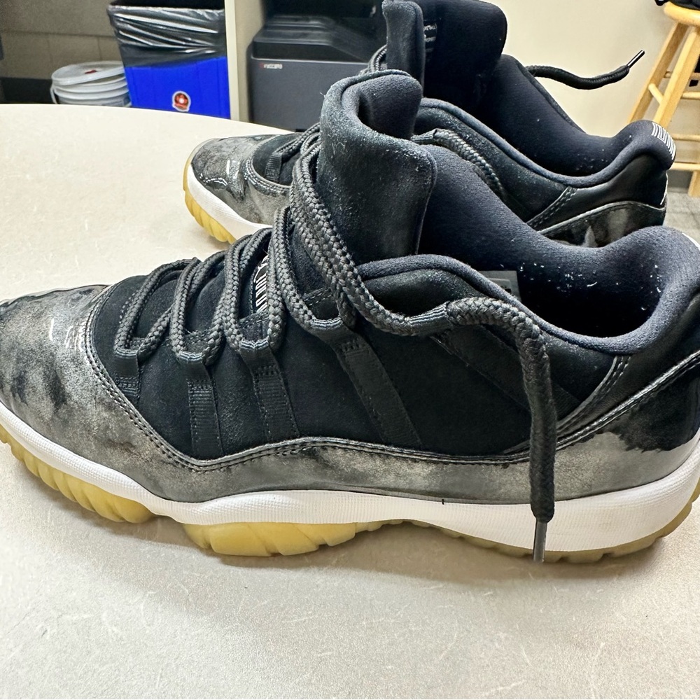 Jordan 11 Black and White Sneakers with Gold Accents - Picture 4 of 10